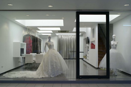 Queen Wedding / Hataarvo Architects