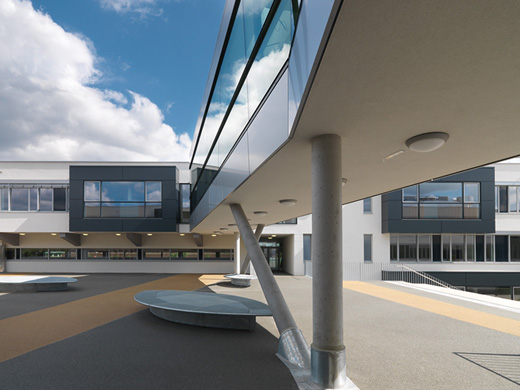 New Schoolbuilding / Atelier Heiss Architekten