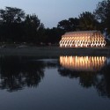 Lincoln Park Zoo South Pond / Studio Gang Architects Lincoln Park Zoo South Pond / Studio Gang Architects Courtesy of Studio Gang Architects