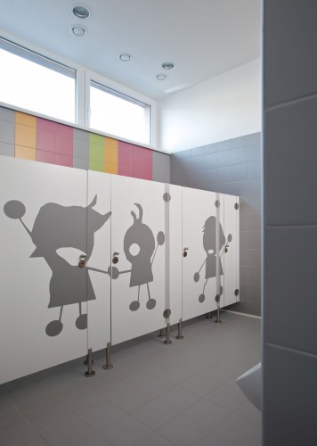 Kindergarten In Selo / Minimart
