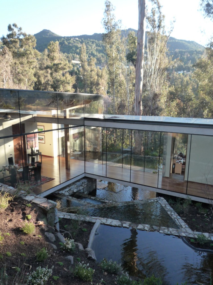 House in Lo Curro / Schmidt Arquitectos Asociados