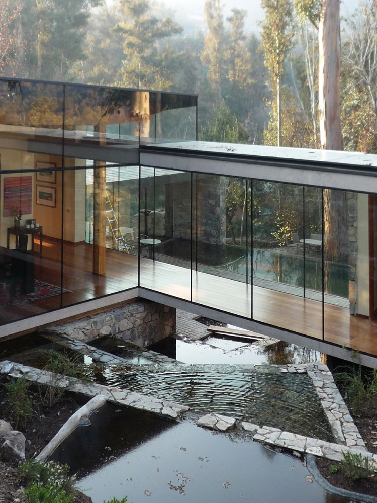 House in Lo Curro / Schmidt Arquitectos Asociados