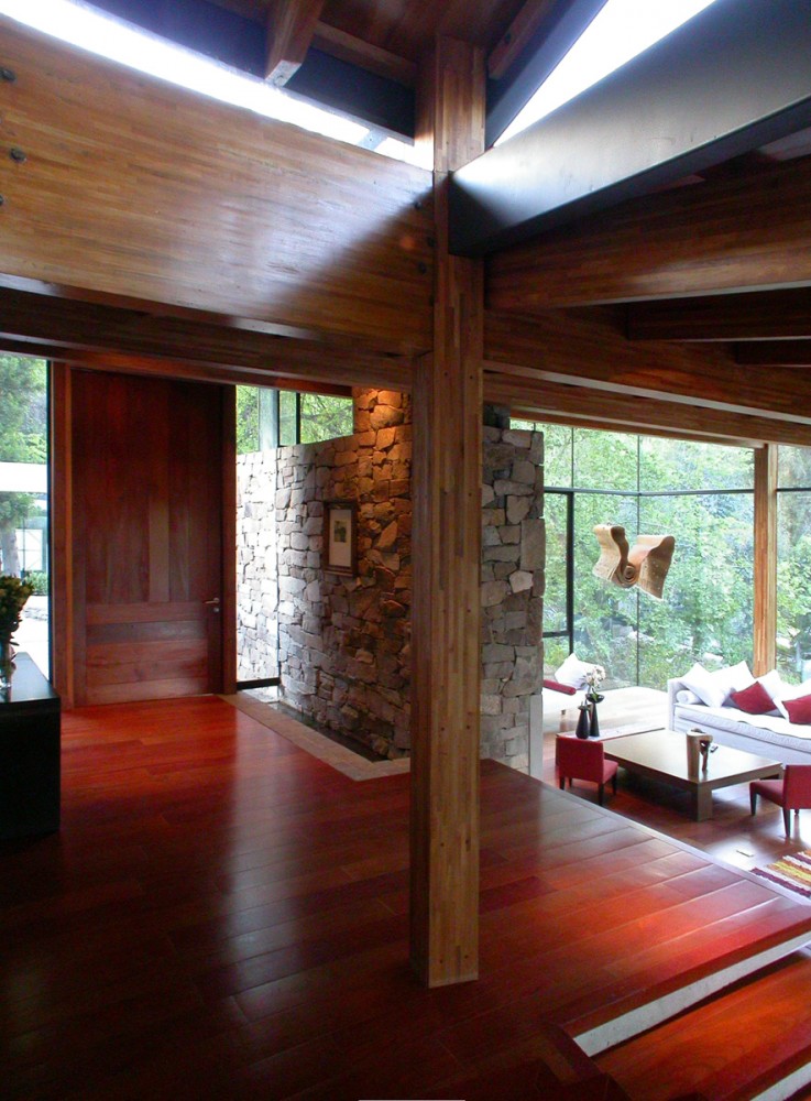 House in Lo Curro / Schmidt Arquitectos Asociados