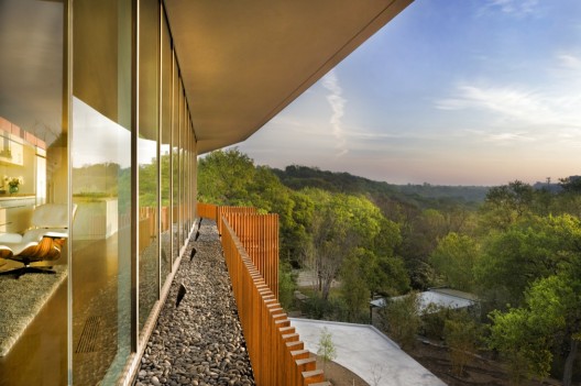 East Windsor Residence / Alter Studio