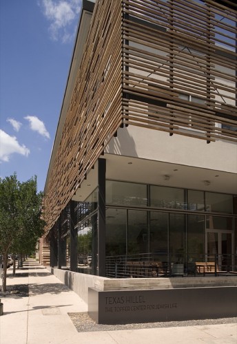 Texas Hillel: The Topfer Center for Jewish Life / Alter Studio