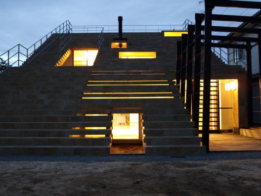 Stair House / y+Mdo