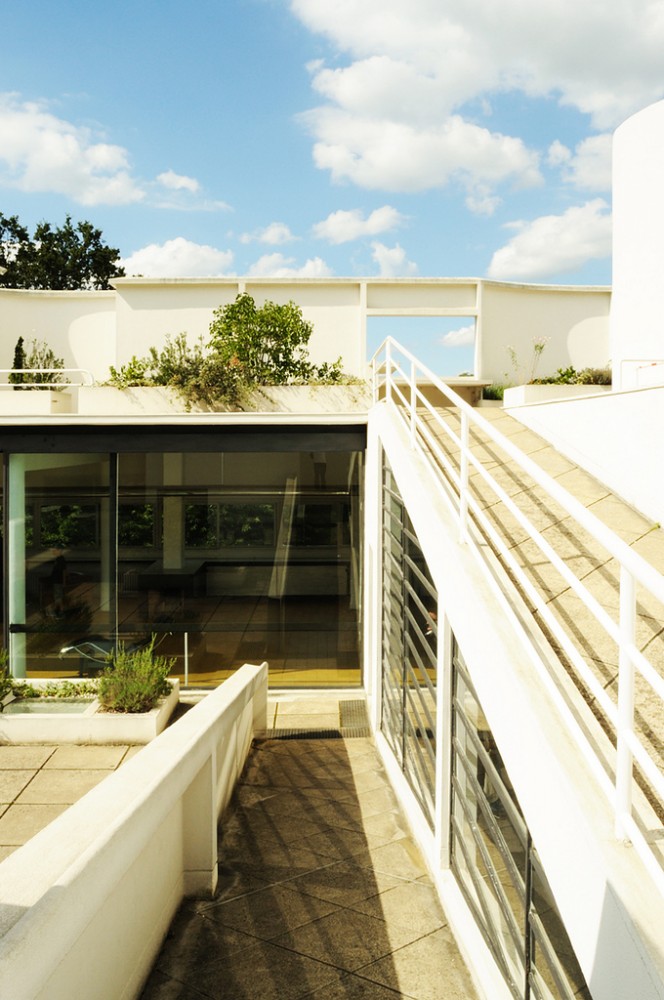 AD Classics: Villa Savoye / Le Corbusier