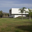 Kinneret College on the Sea of Galilee / Schwartz Besnosoff Architects © Amit Geron