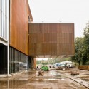 PGGM Headquarters - Mateo Arquitectura PGGM Headquarters - Mateo Arquitectura © Adrià Goula