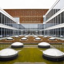 PGGM Headquarters - Mateo Arquitectura PGGM Headquarters - Mateo Arquitectura © Adrià Goula
