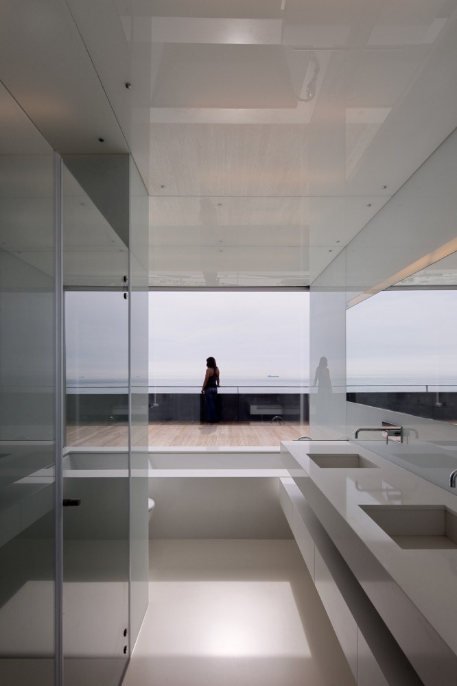 Warborn Apartment / Caiano Morgado Arquitectos Associados