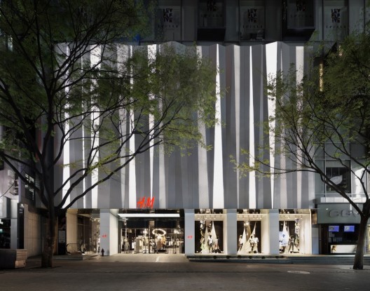 H&M Seoul Store - Universal Design Studio