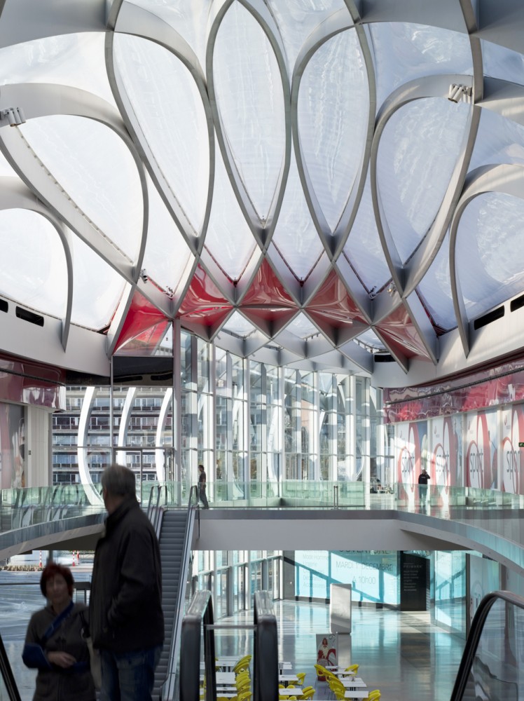 Mediacite / Ron Arad Architects