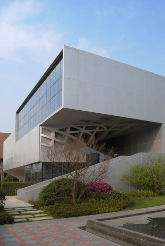 Zhixin Hybrid Office Building / P-A-T-T-E-R-N-S