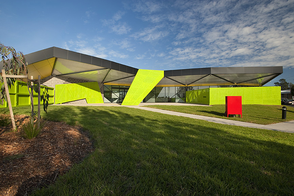 Churchill Integenerational Hub / Suters Architects