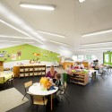 Churchill Integenerational Hub / Suters Architects Churchill Integenerational Hub / Suters Architects © Emma Cross