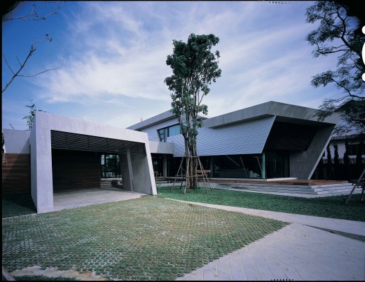Bunker House / VaSLab Architecture
