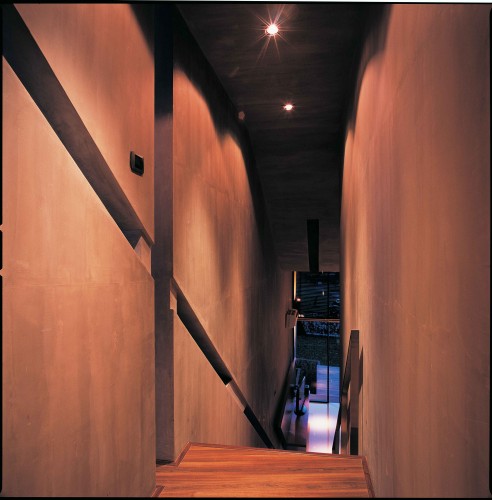 Bunker House / VaSLab Architecture