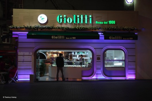 Giolitti Concept Store / Nabito Arquitectura