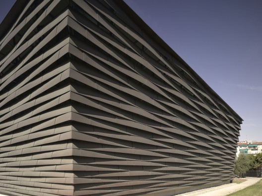 La Fonte Gymnasium / Fabio Capanni Workshop