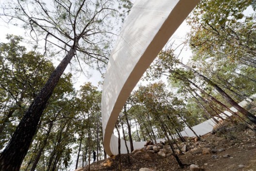 Void Temple by Dellekamp Arquitectos+Periférica