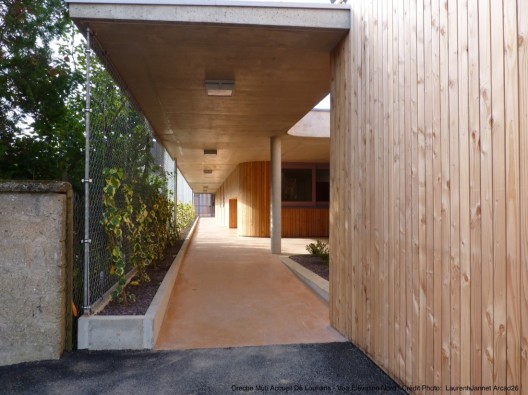 Louhans Nursery School / Arcad'26