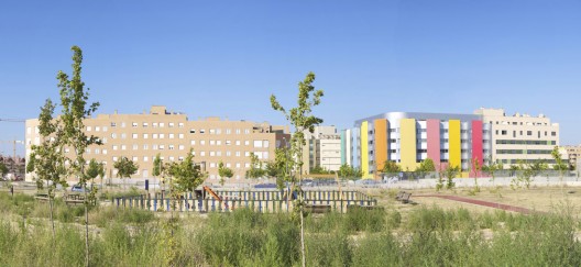 Social Dwellings in Vallecas / Paredes Pino