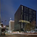 930 Poydras Residential Tower / Eskew+Dumez+Ripple 930 Poydras Residential Tower / Eskew+Dumez+Ripple © Timothy Hurlsey