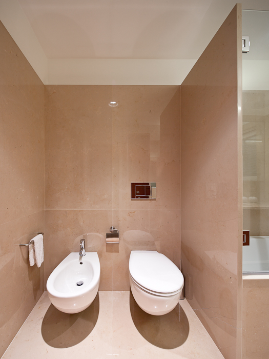 Apartment JSJ / Filipe Melo Oliveira