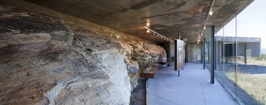 Paulo Gomes Archeological Interpretation Center / Aires Mateus Architects