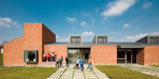 Casalserugo Primery School - Adolfo Zanetti