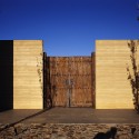 Earth House / Jolson Architecture Interiors Earth House / Jolson Architecture Interiors © Scott Newett & Earl Carter
