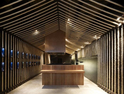 Maedaya Grill & Sake / EAT Architects