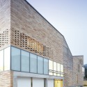 The Concave House - Tao Lei Architect Studio Courtesy of Tao Lei Architect Studio