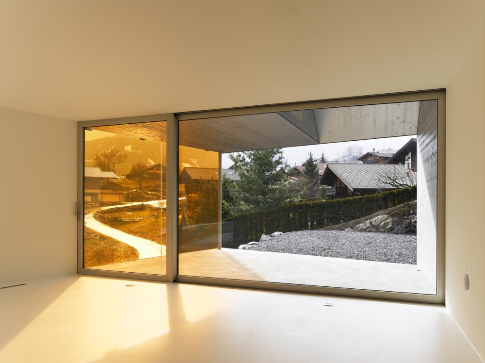 Martinho Les Neyres Residence / Bonnard Woeffray Architectes