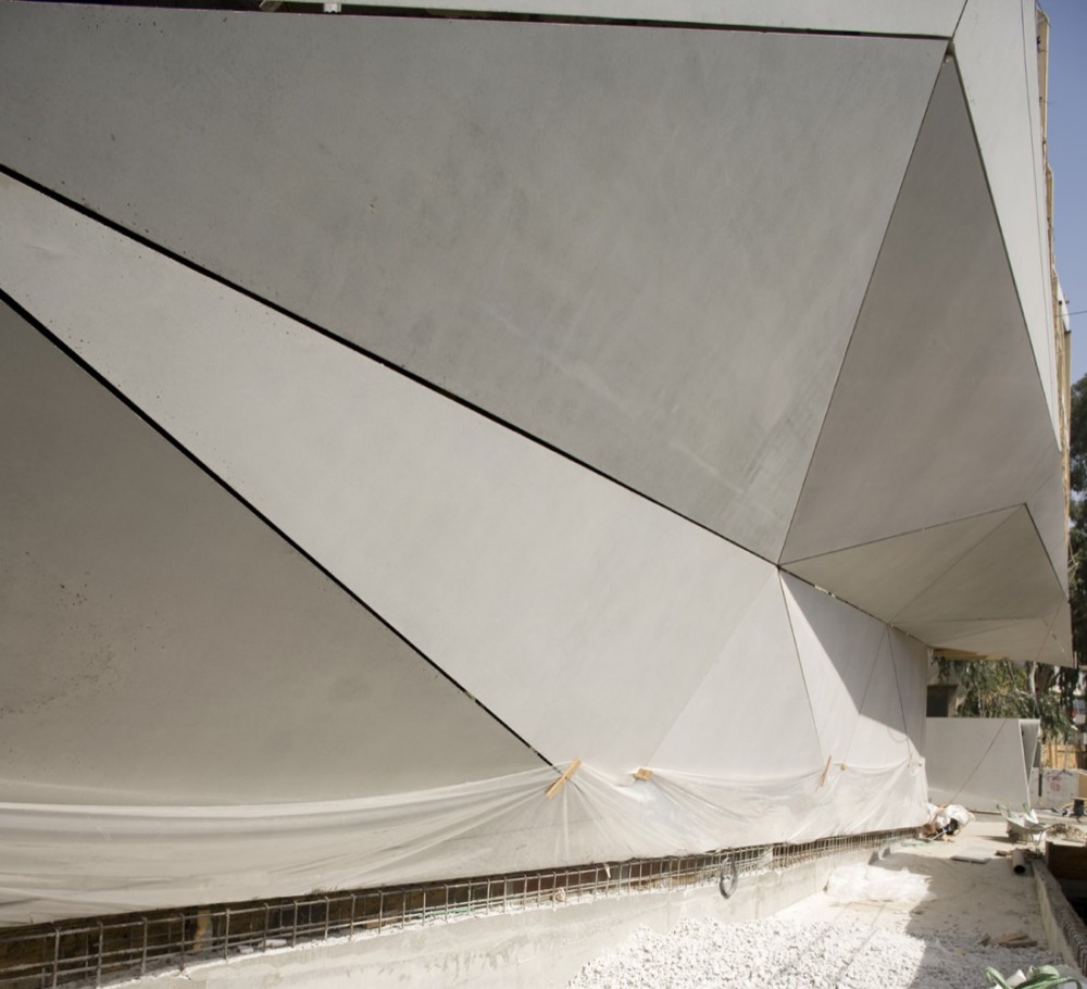 Tel Aviv Museum of Art Amir Building / Preston Scott Cohen