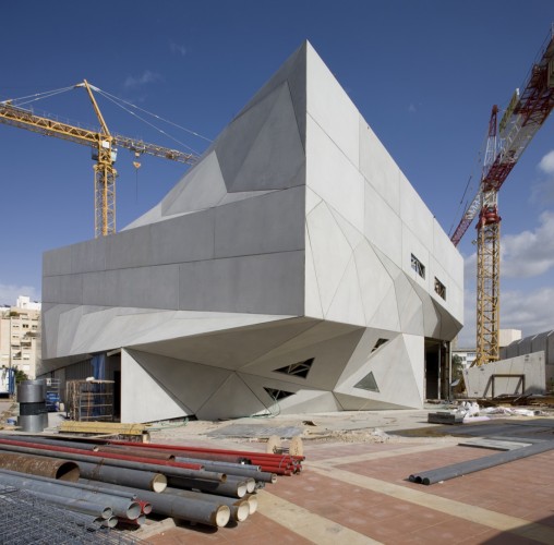 Tel Aviv Museum of Art Amir Building / Preston Scott Cohen