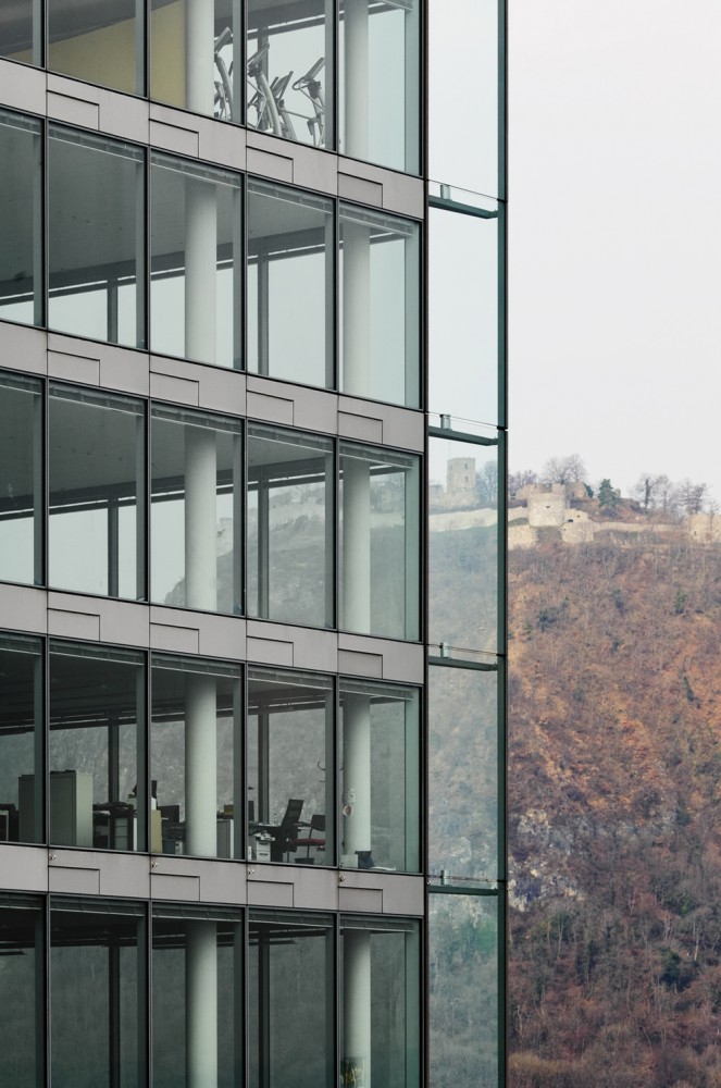 Hegau Tower / Murphy/Jahn