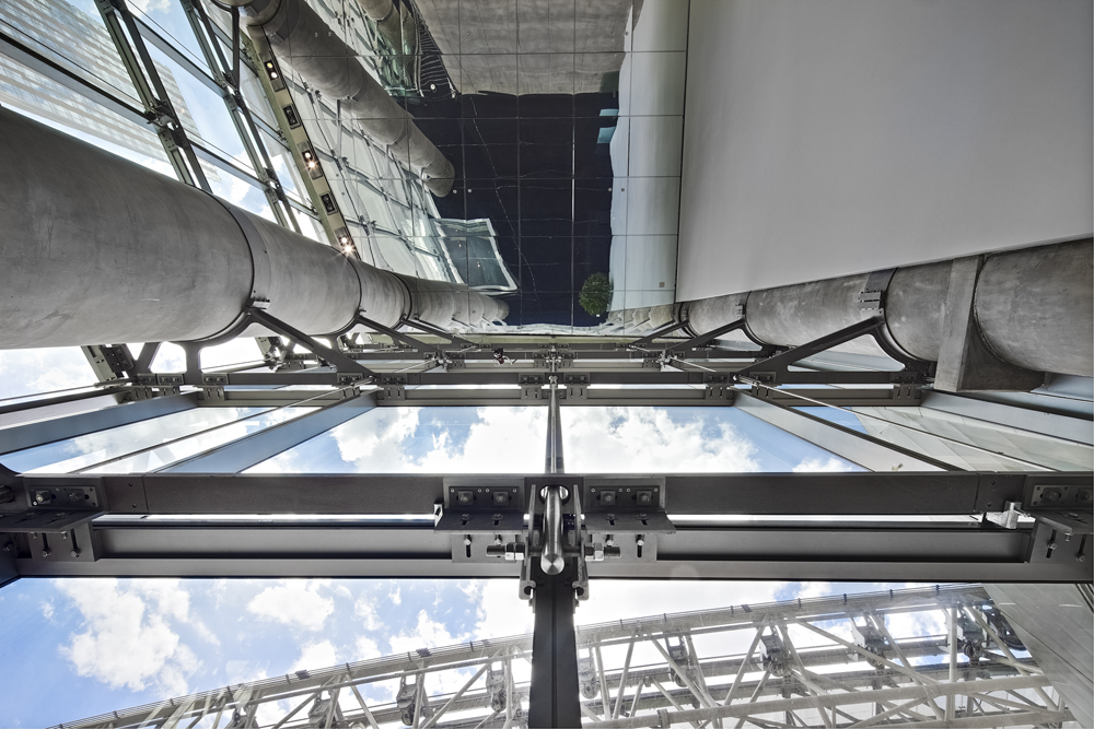 Veer Towers / Murphy/Jahn