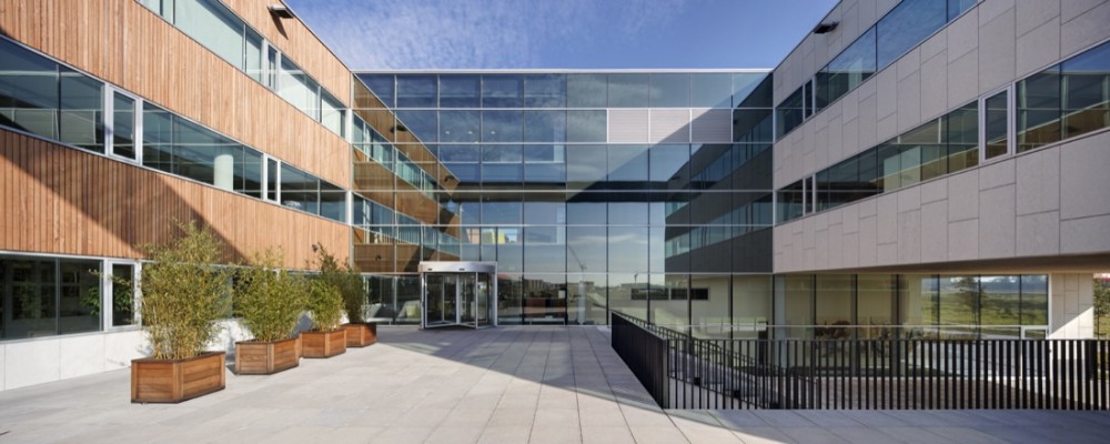 Simed Health Care Group / DHV Architects