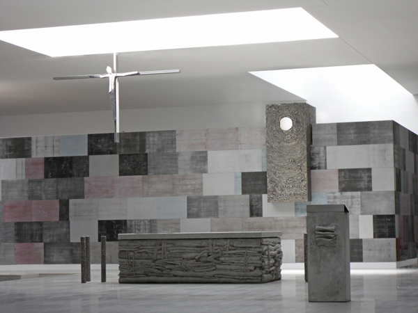Ponferrada Church / Vicens + Ramos
