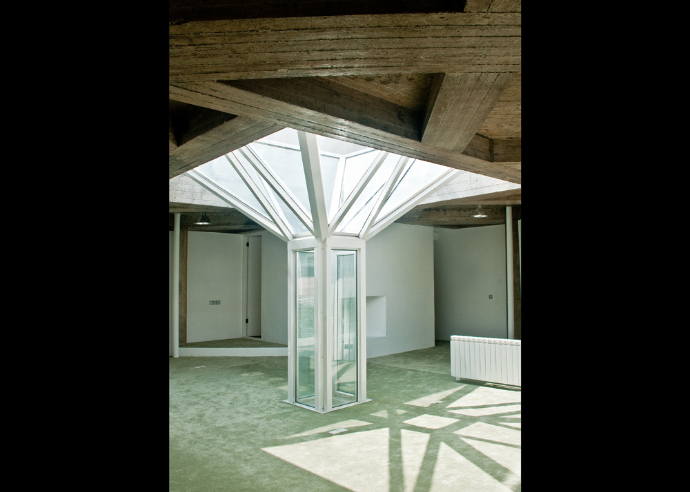 Villa In Darvishabad / Pouya Khazaeli Parsa
