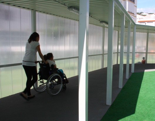 Víctor de la Serna y Espina Public School / Julio Barreno Gutiérrez
