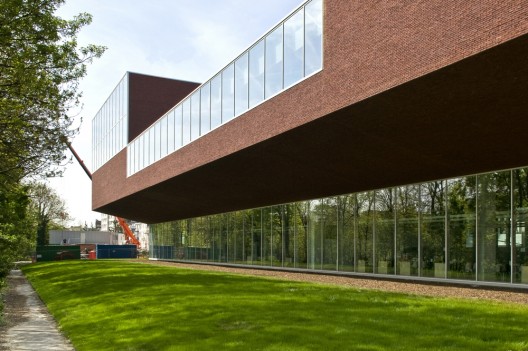Arteveldehogeschool Campus Kantienberg Ghent / Crepain Binst Architecture