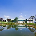Green Weaving Club House - Hyunjoon Yoo Architects Green Weaving Club House - Hyunjoon Yoo Architects © Seunghoon Yum