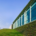 Green Weaving Club House - Hyunjoon Yoo Architects Green Weaving Club House - Hyunjoon Yoo Architects © Seunghoon Yum