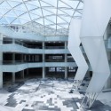 1 Mont’ Kiara Retail Mall / SPARCH 1 Mont’ Kiara Retail Mall / SPARCH © Milk Photographie