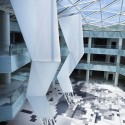 1 Mont’ Kiara Retail Mall / SPARCH 1 Mont’ Kiara Retail Mall / SPARCH © Milk Photographie
