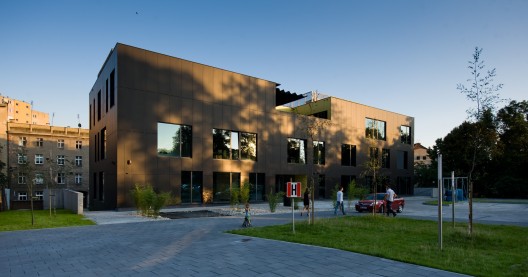 Rödl & Partner Office Building / Medusa Group