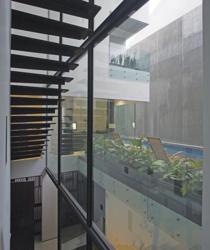 White Box House / Indra Tata Adilaras